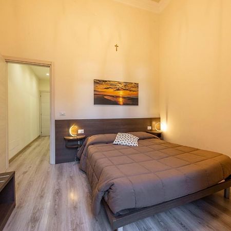 B&B Ambitious Aeroporto di Catania Fontana Rossa Esterno foto